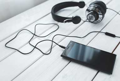 【直播】轩染、无双撞车后开房间互骂：土狗你到底在扑啥啊